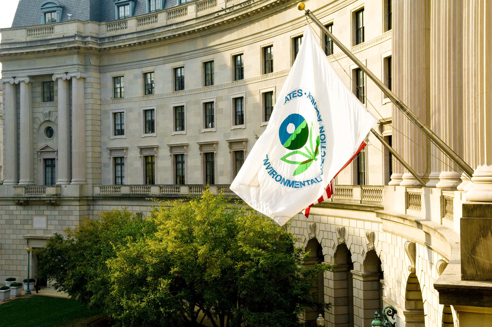 Environmental Protection Agency building (15011151177)
